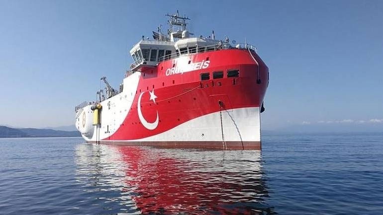 Περίεργη αλλαγή ταχύτητας για το Oruc Reis